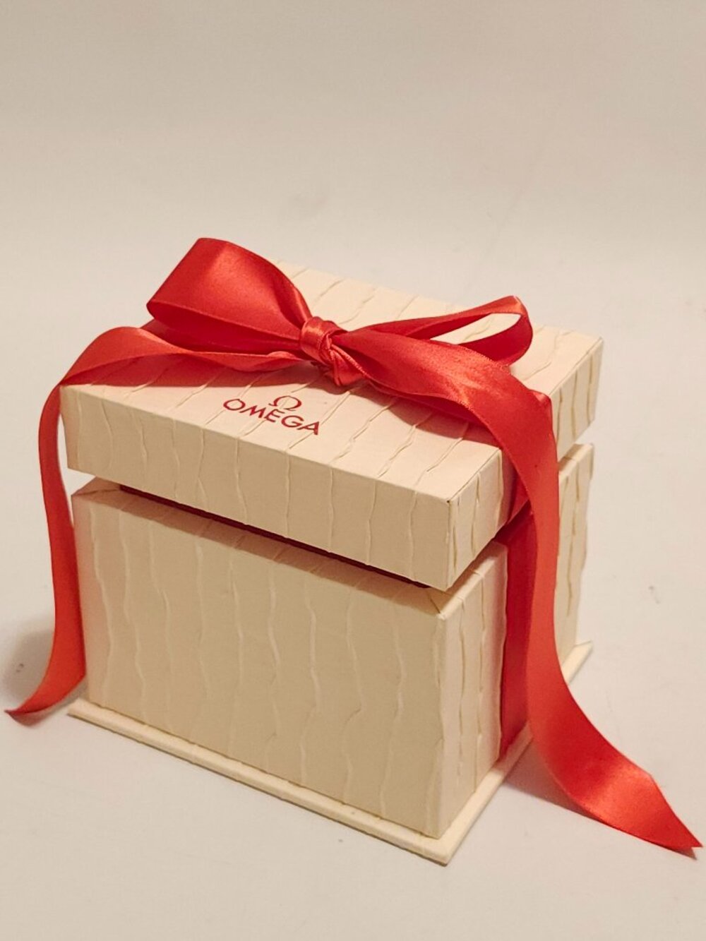 OMEGA Watch Presentation Box With Internal Pouch